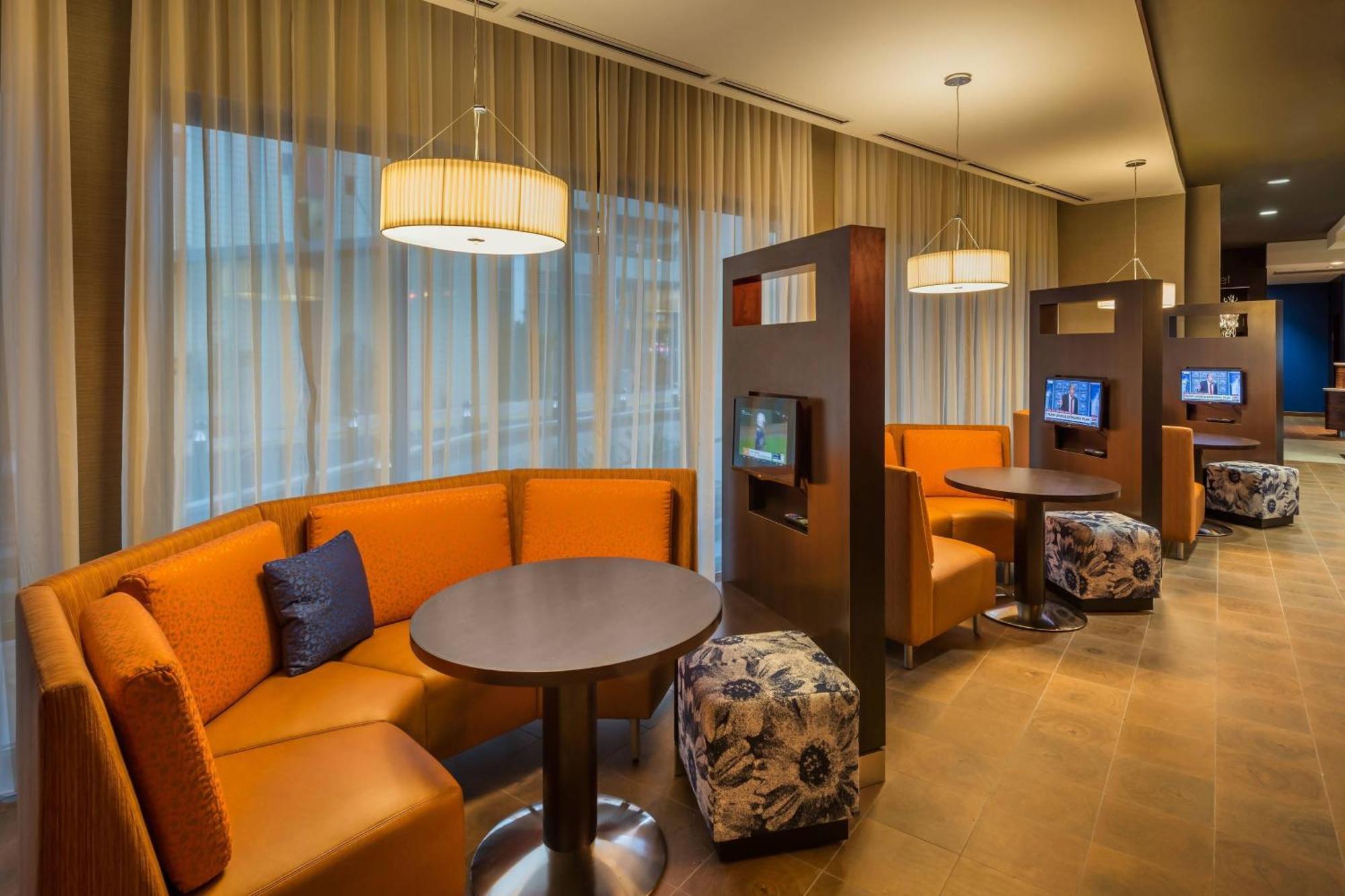 Courtyard By Marriott Reno Downtown/Riverfront Buitenkant foto