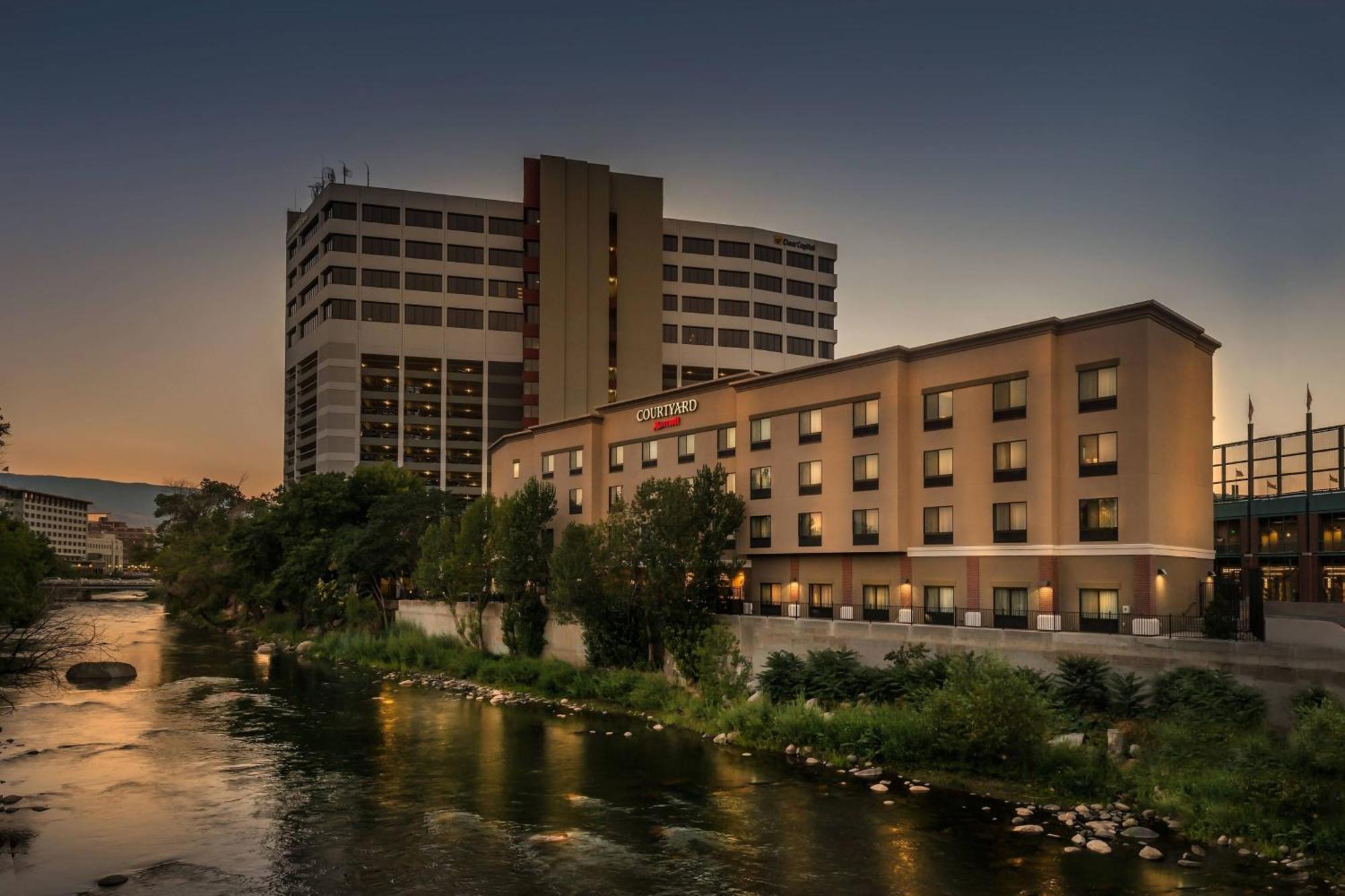 Courtyard By Marriott Reno Downtown/Riverfront Buitenkant foto